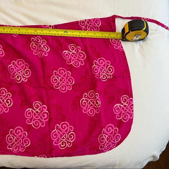 3 for $15 Nautilus Pink Sarong - Picture 4 of 6